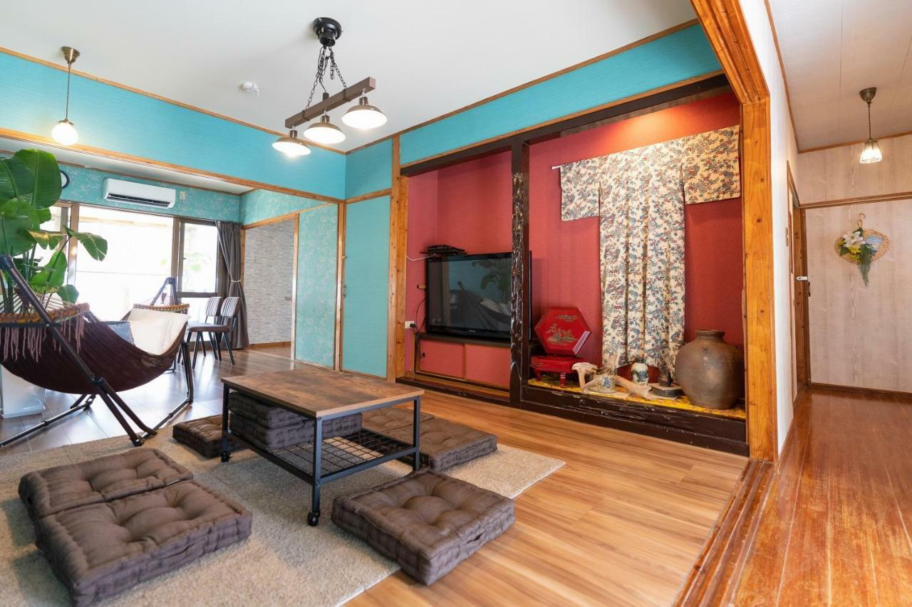 沖縄古民家お宿ななつぼし Okinawa Traditional House Nanatsuboshi Naha Exteriér fotografie