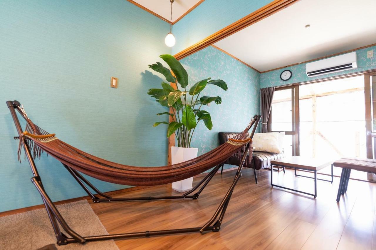 沖縄古民家お宿ななつぼし Okinawa Traditional House Nanatsuboshi Naha Exteriér fotografie