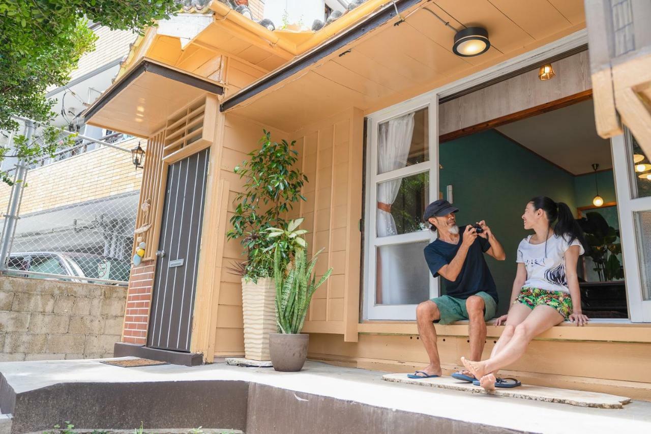 沖縄古民家お宿ななつぼし Okinawa Traditional House Nanatsuboshi Naha Exteriér fotografie