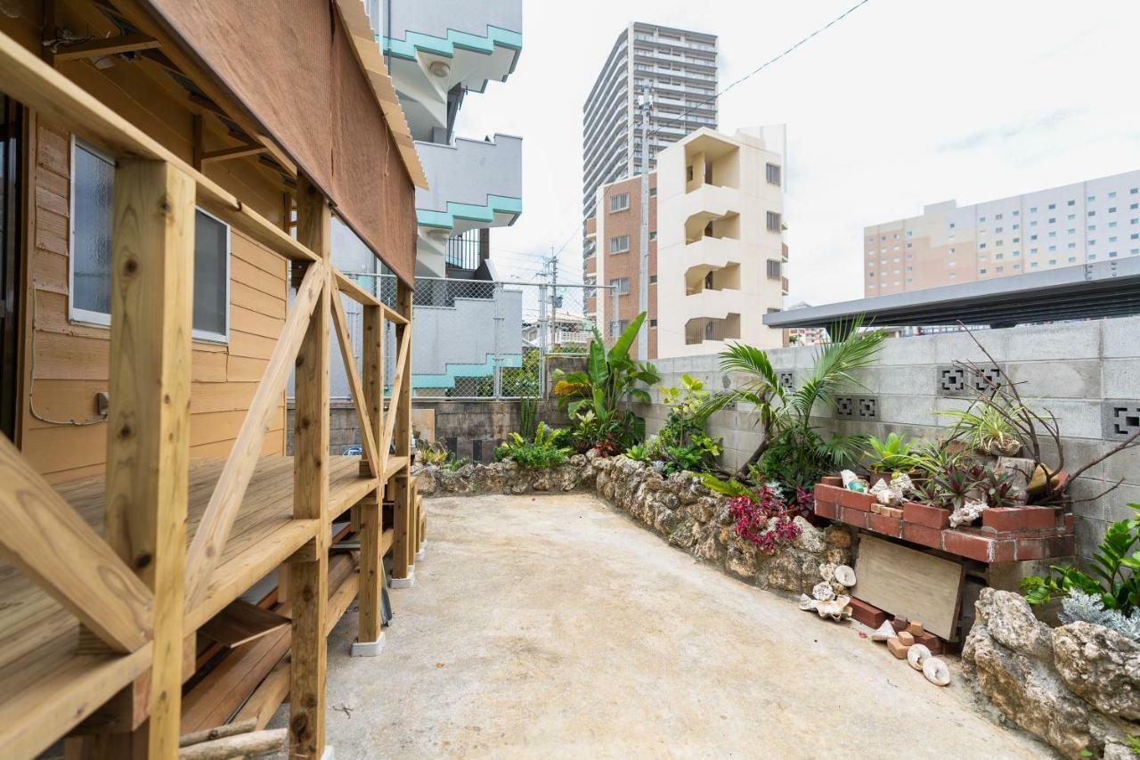 沖縄古民家お宿ななつぼし Okinawa Traditional House Nanatsuboshi Naha Exteriér fotografie